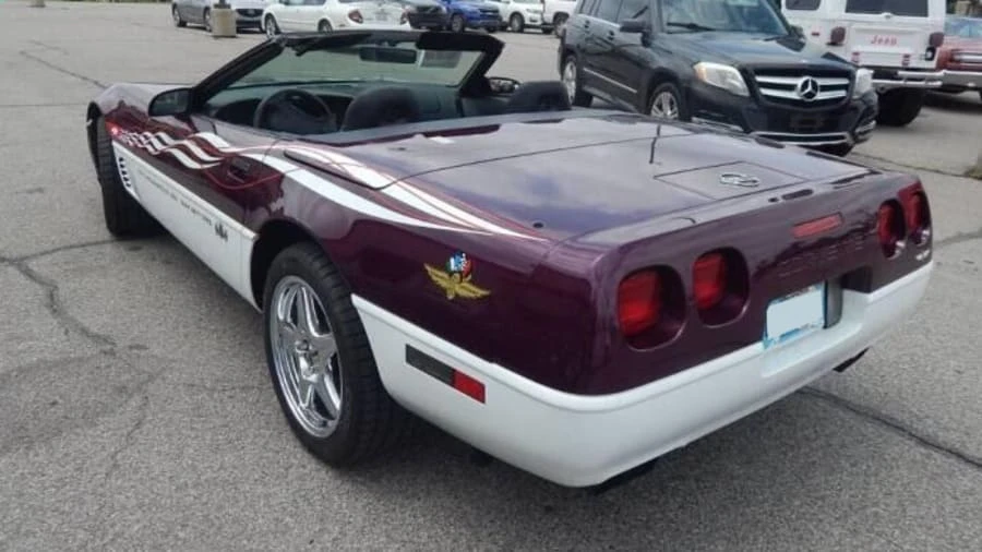 1995 Chevrolet Corvette C4 - Image 3 of 31