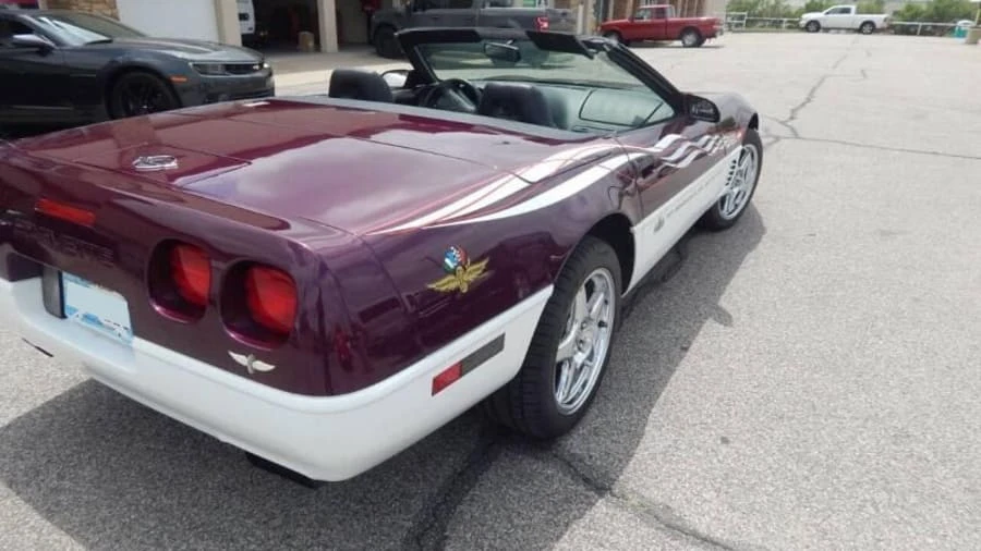 1995 Chevrolet Corvette C4 - Image 25 of 31