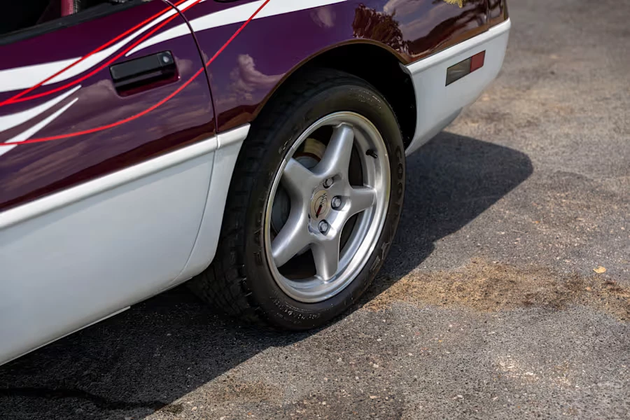 1995 Chevrolet Corvette C4 - Image 9 of 31