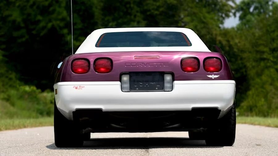 1995 Chevrolet Corvette C4 - Image 17 of 31
