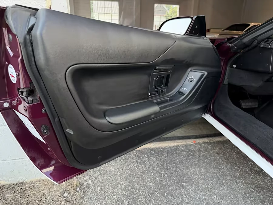 1995 Chevrolet Corvette C4 - Image 26 of 31
