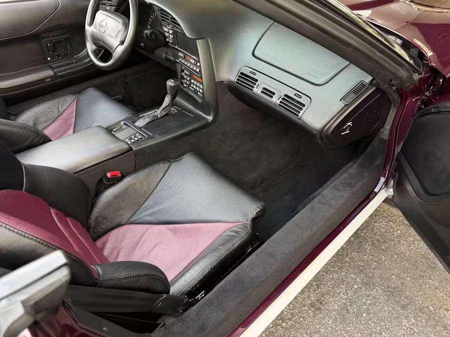 1995 Chevrolet Corvette C4 - Image 28 of 31