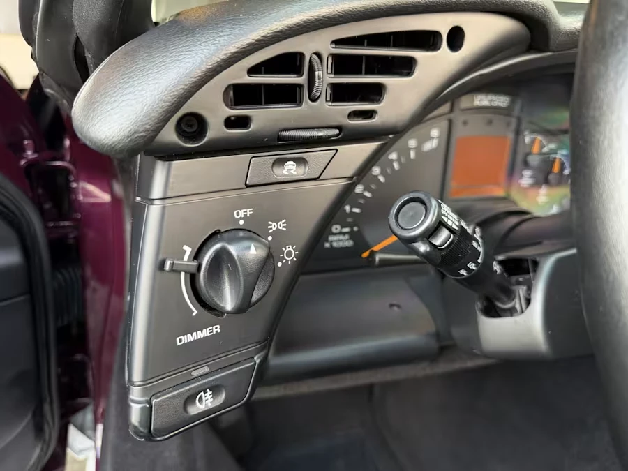 1995 Chevrolet Corvette C4 - Image 21 of 31