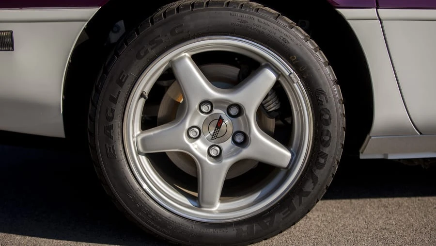 1995 Chevrolet Corvette C4 - Image 16 of 31