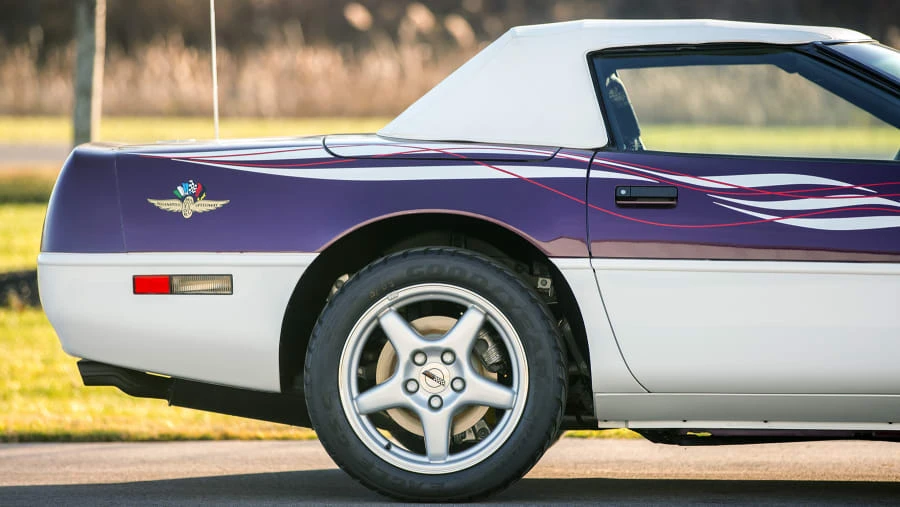 1995 Chevrolet Corvette C4 - Image 19 of 31