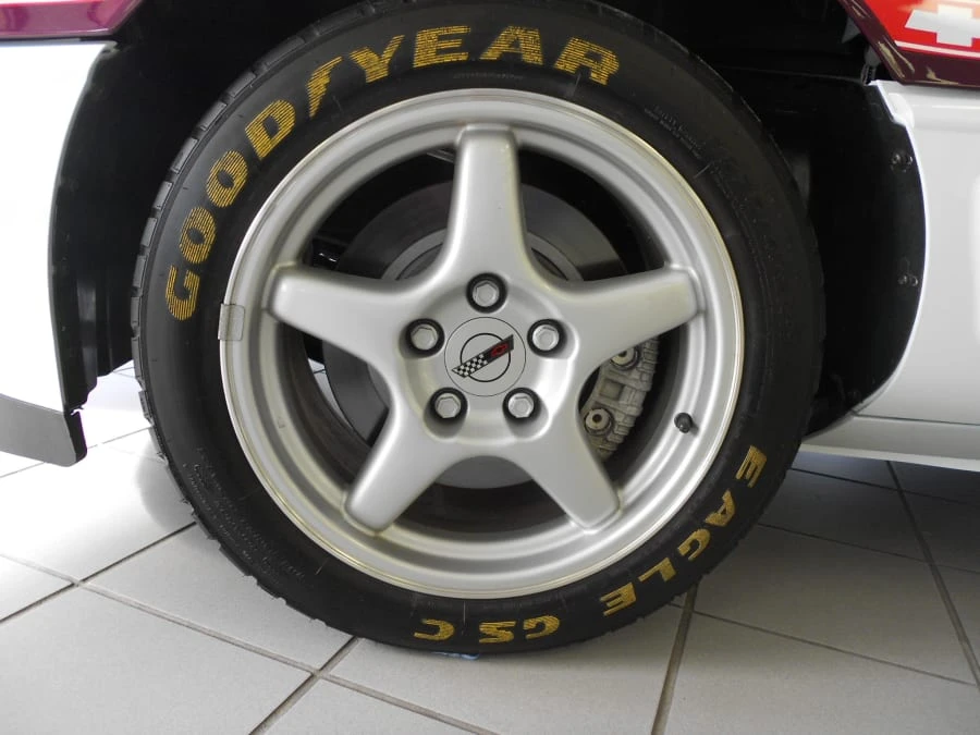 1995 Chevrolet Corvette C4 - Image 6 of 8