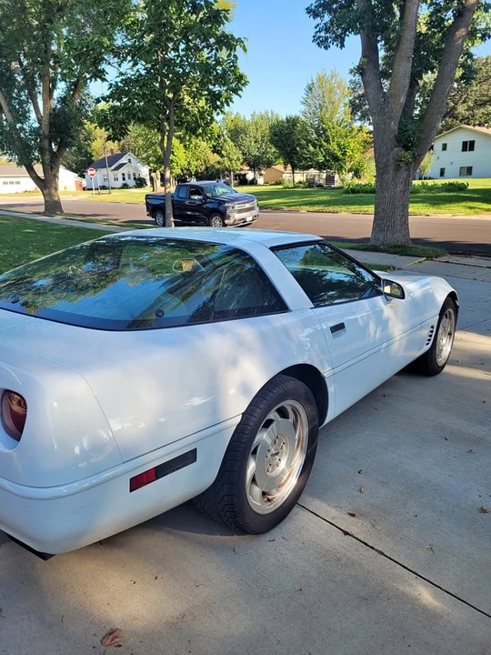 1995 Chevrolet Corvette C4 - Image 1 of 15