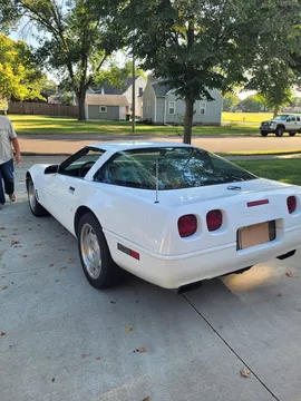 1995 Chevrolet Corvette C4 - Image 2 of 15