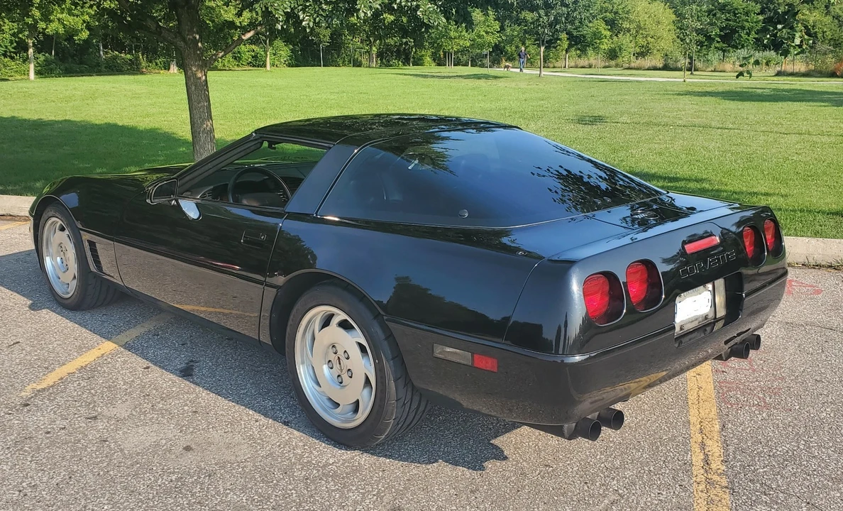 1995 Chevrolet Corvette C4 - Image 18 of 24