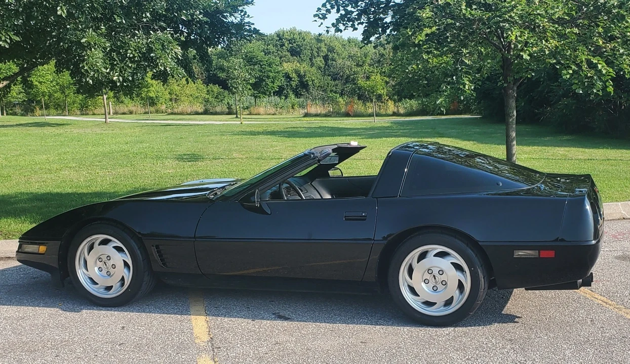 1995 Chevrolet Corvette C4 - Image 15 of 24