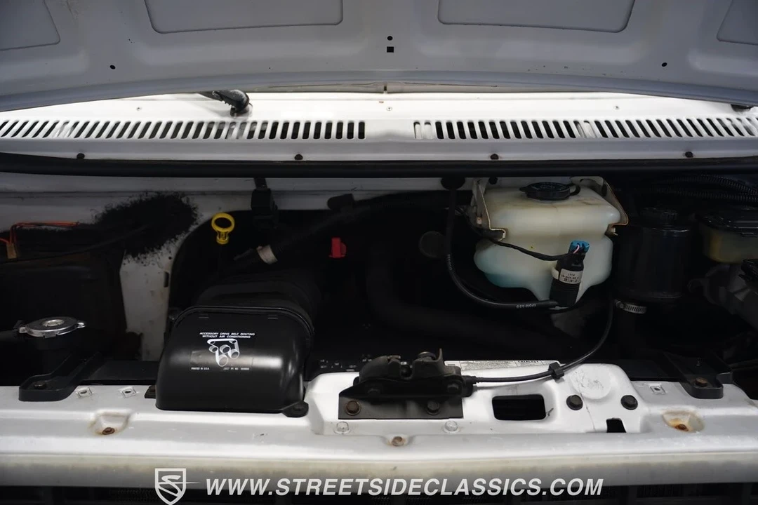 1995 Chevrolet G-Series Van - Image 4 of 12
