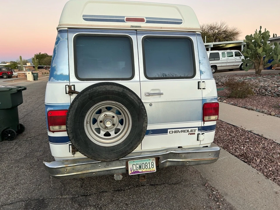 1995 Chevrolet G-Series Van - Image 4 of 19