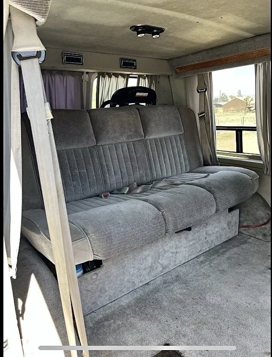 1995 Chevrolet G-Series Van - Image 9 of 10