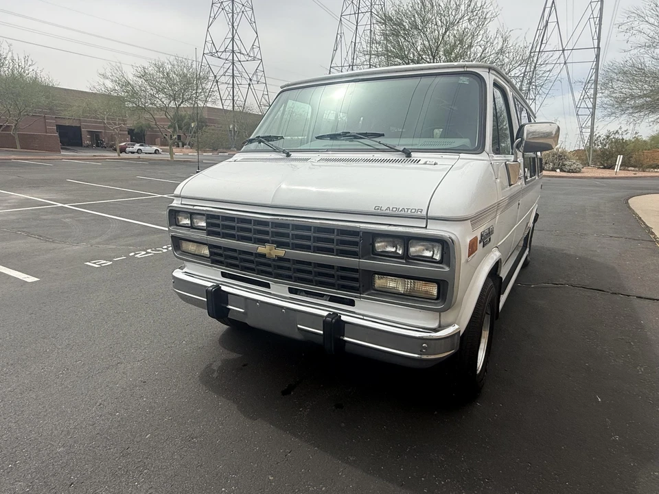 1995 Chevrolet G-Series Van - Image 5 of 31