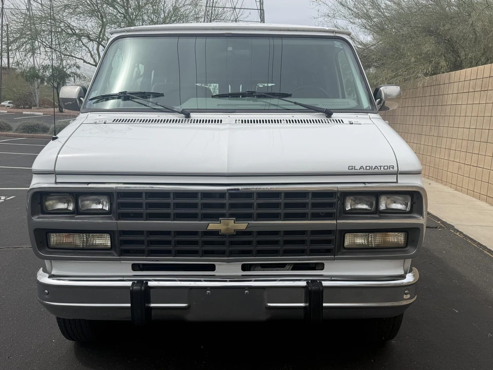 1995 Chevrolet G-Series Van - Image 6 of 31