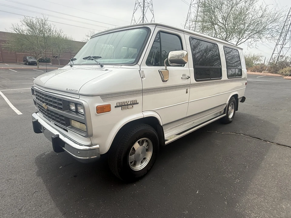 1995 Chevrolet G-Series Van - Image 4 of 31