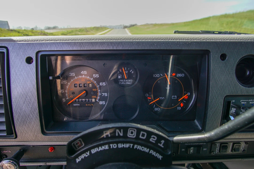 1995 Chevrolet G-Series Van - Image 21 of 31