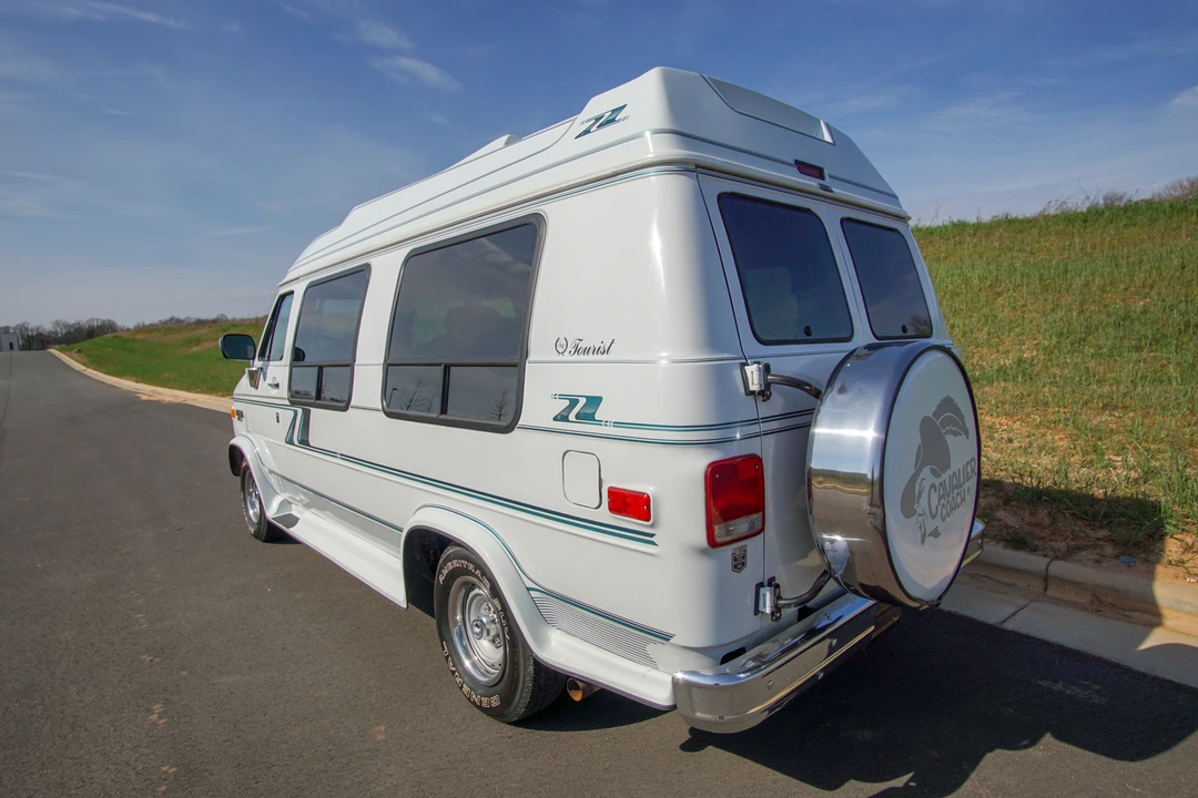 1995 Chevrolet G-Series Van - Image 12 of 31