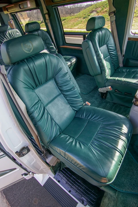 1995 Chevrolet G-Series Van - Image 29 of 31