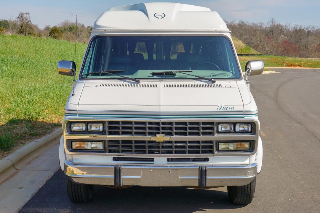 1995 Chevrolet G-Series Van - Image 7 of 31