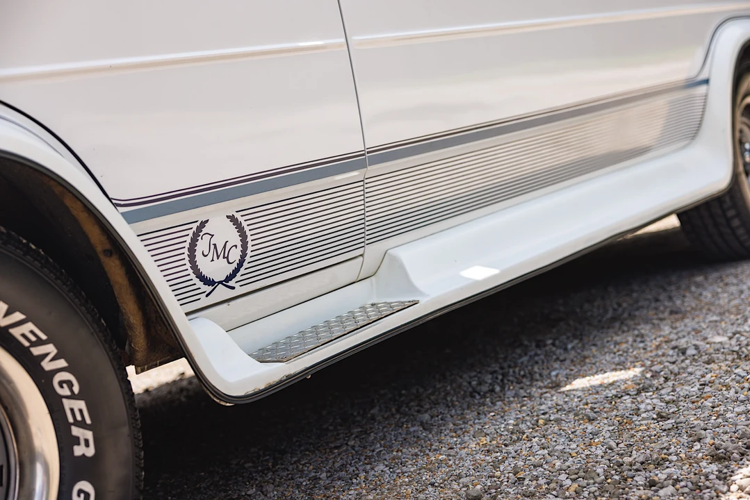 1995 Chevrolet G-Series Van - Image 29 of 31