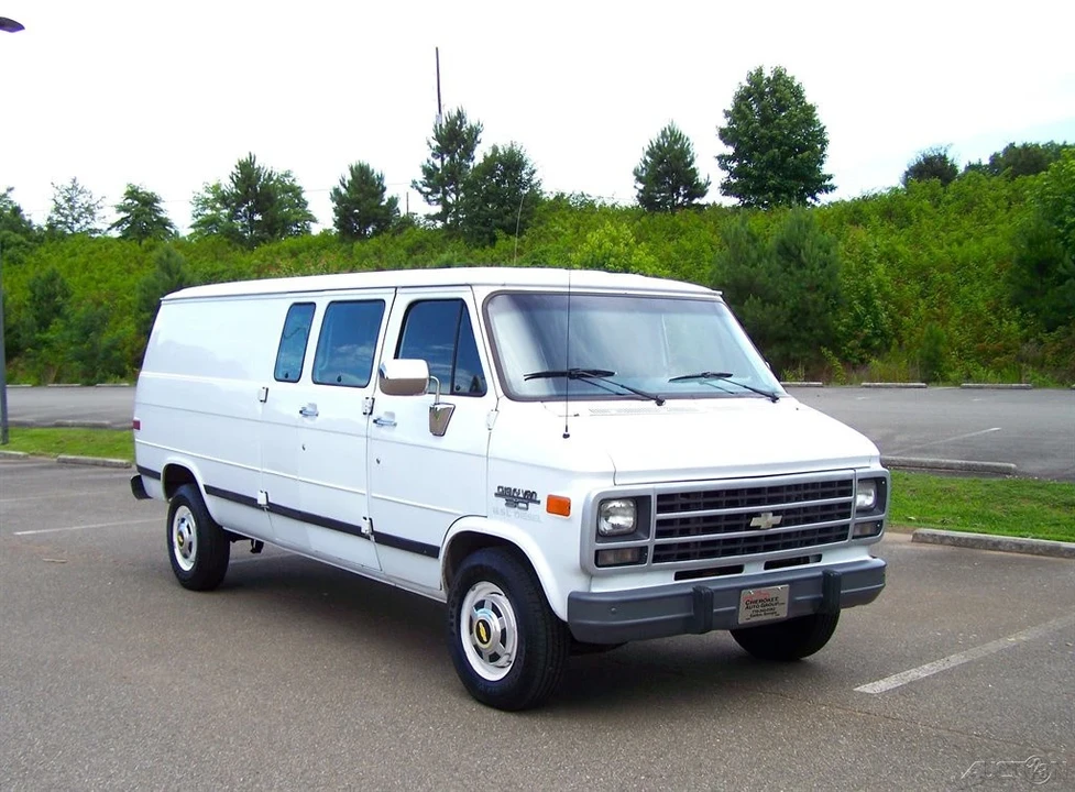 1995 Chevrolet G-Series Van - Image 3 of 21
