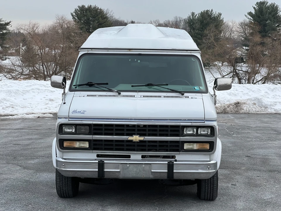 1995 Chevrolet G-Series Van - Image 2 of 21