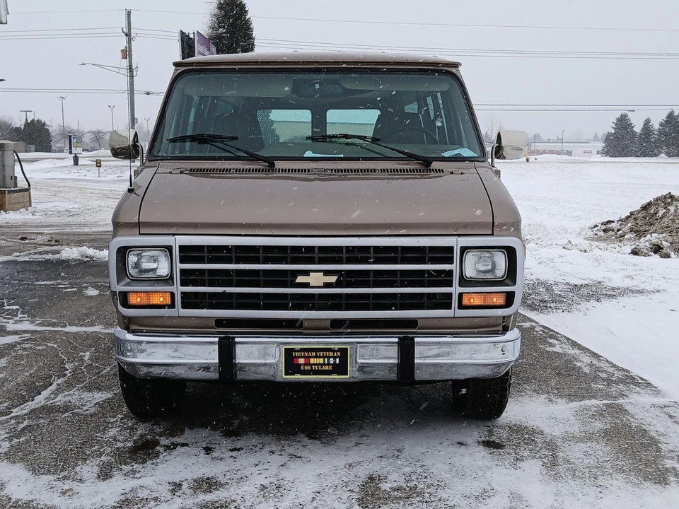1995 Chevrolet G-Series Van - Image 20 of 21