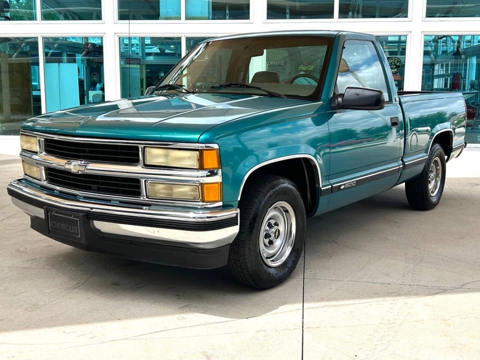 1995 Chevrolet C/K 4th Gen - Image 10 of 21
