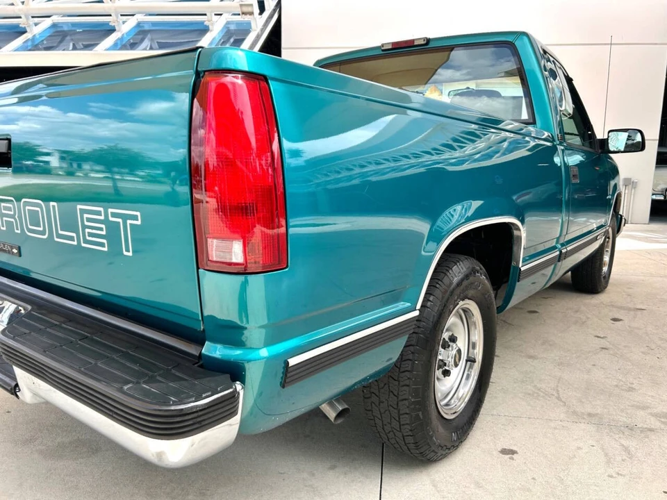 1995 Chevrolet C/K 4th Gen - Image 15 of 21