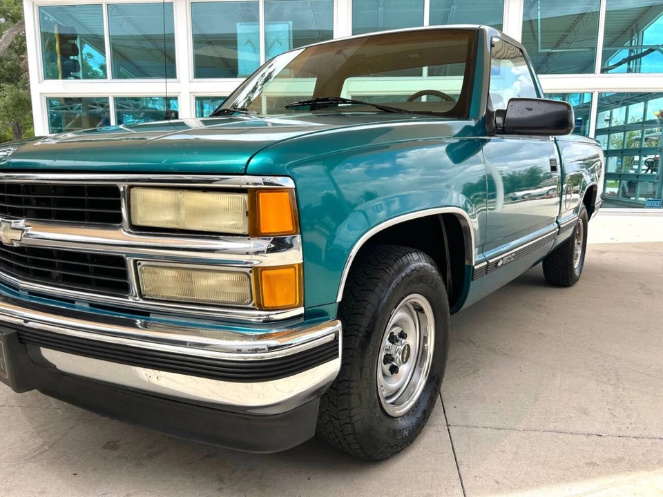 1995 Chevrolet C/K 4th Gen - Image 11 of 21