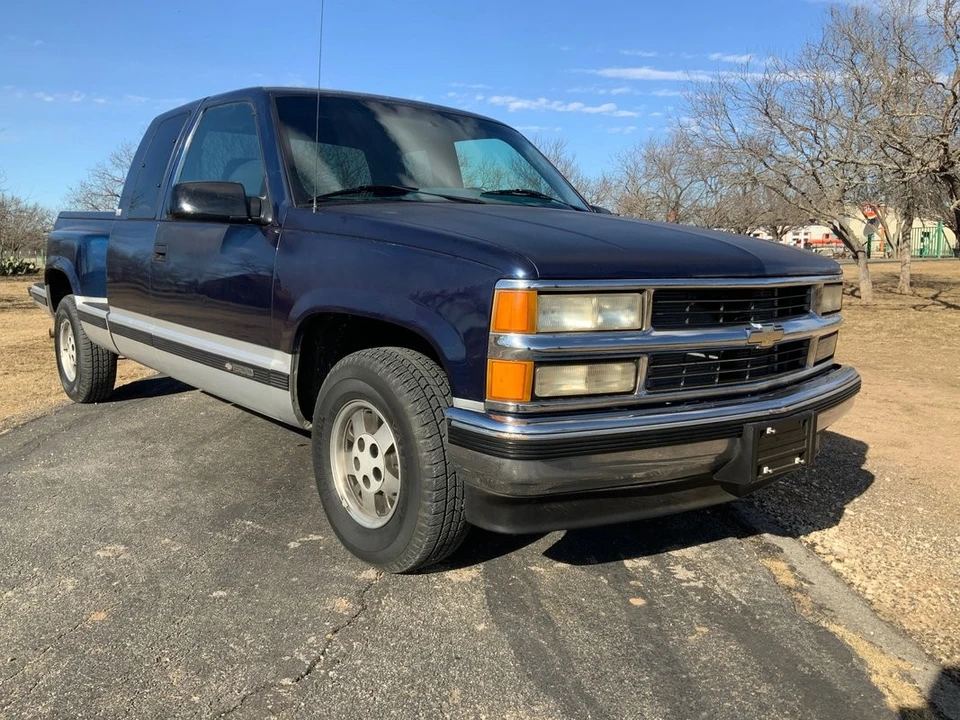 1995 Chevrolet C/K 4th Gen - Image 8 of 10