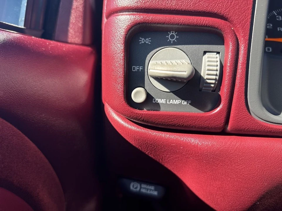 1995 Chevrolet C/K 4th Gen - Image 18 of 21
