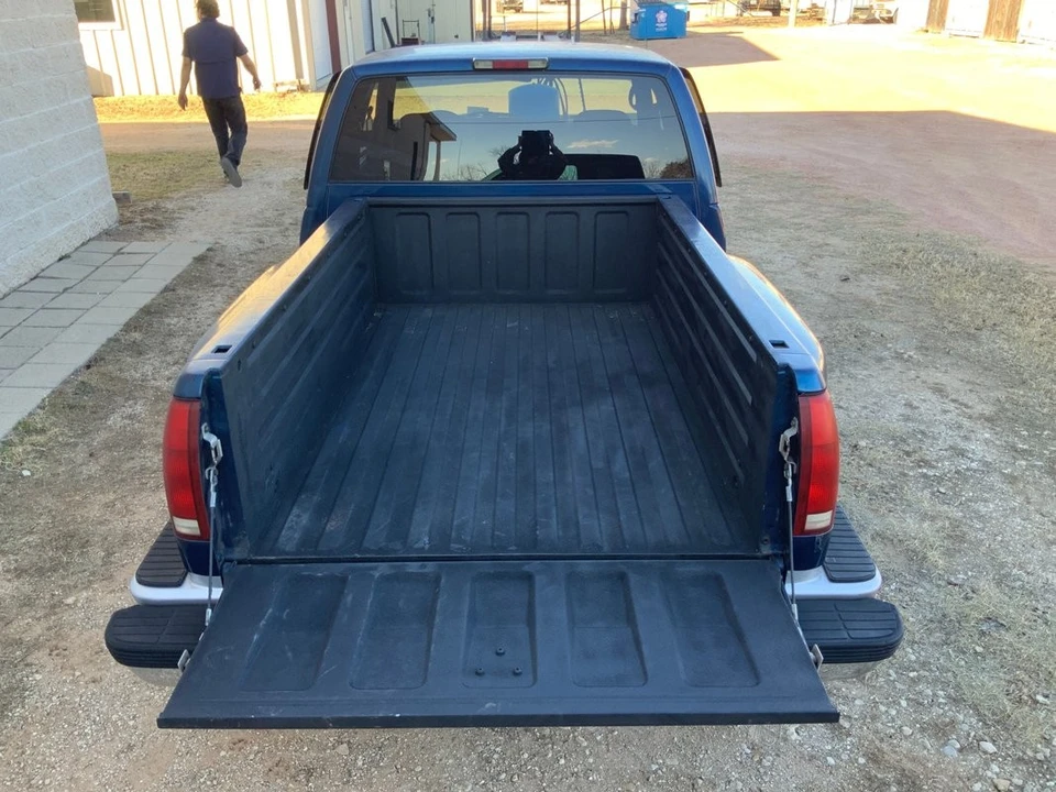 1995 Chevrolet C/K 4th Gen - Image 4 of 12