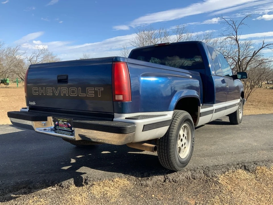 1995 Chevrolet C/K 4th Gen - Image 6 of 12