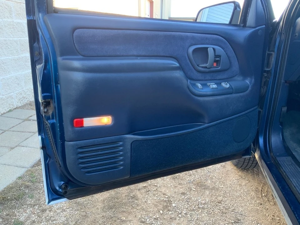 1995 Chevrolet C/K 4th Gen - Image 19 of 31