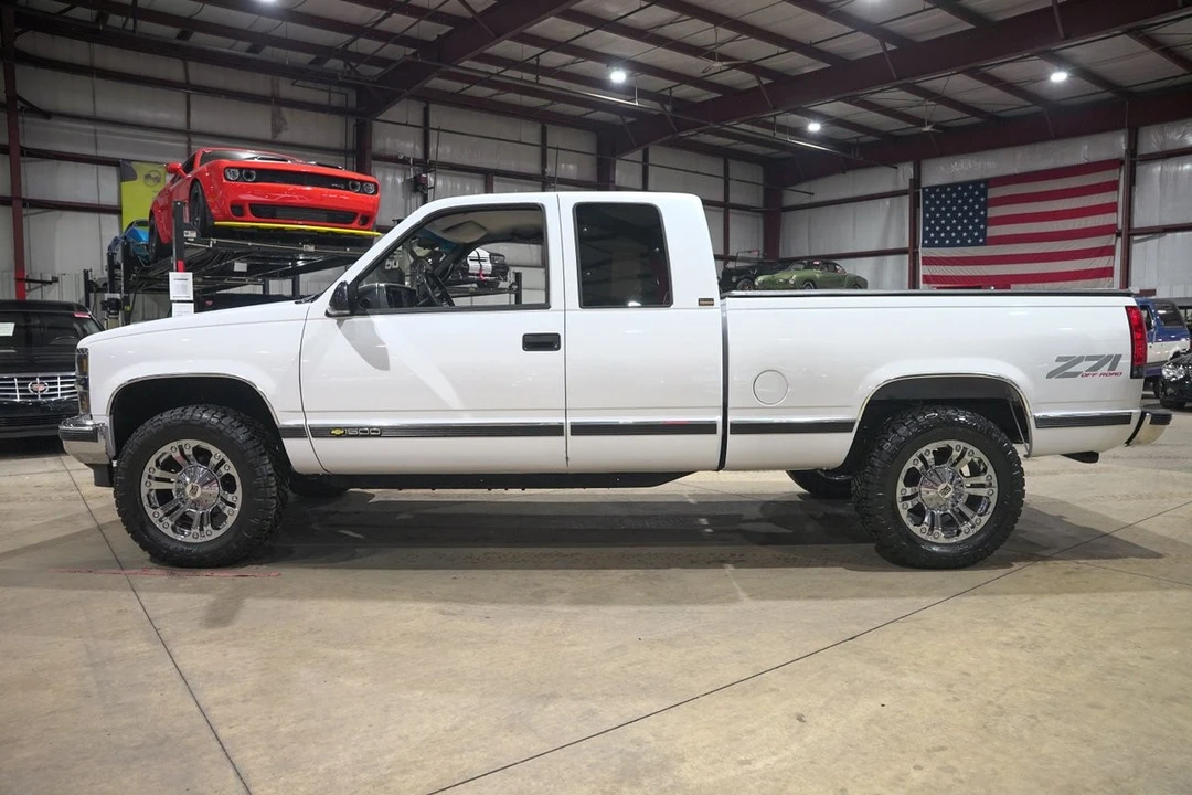 1995 Chevrolet C/K 4th Gen - Image 4 of 31