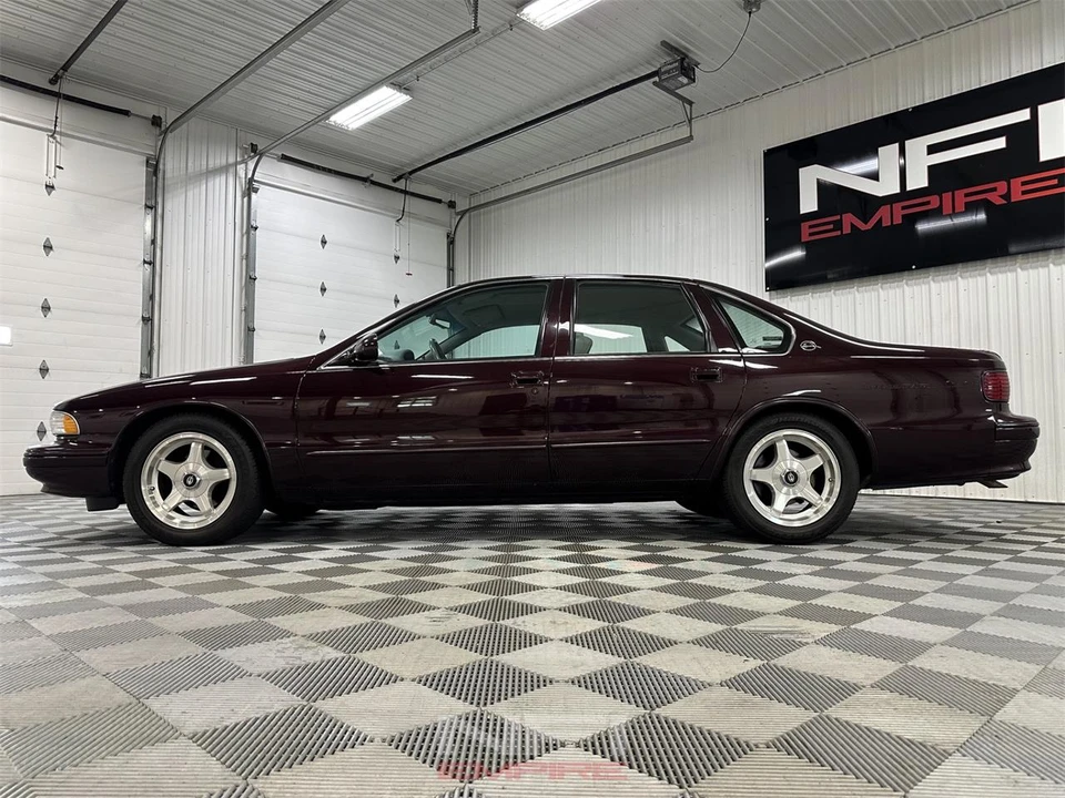 1995 Chevrolet Impala 7th Gen - Image 10 of 31