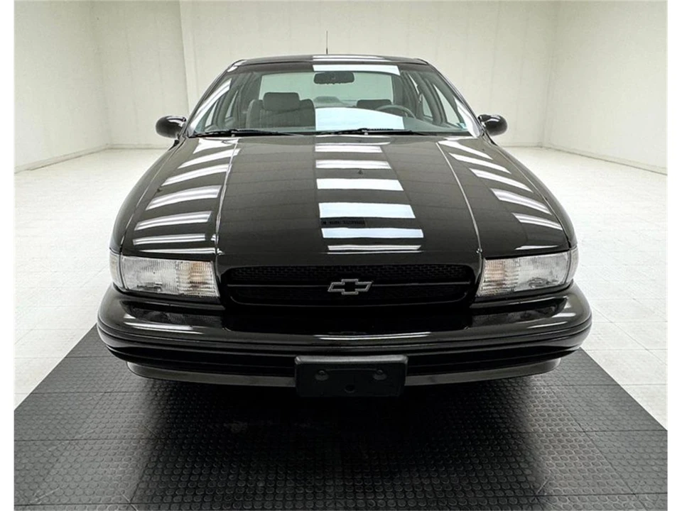 1995 Chevrolet Impala 7th Gen - Image 8 of 31