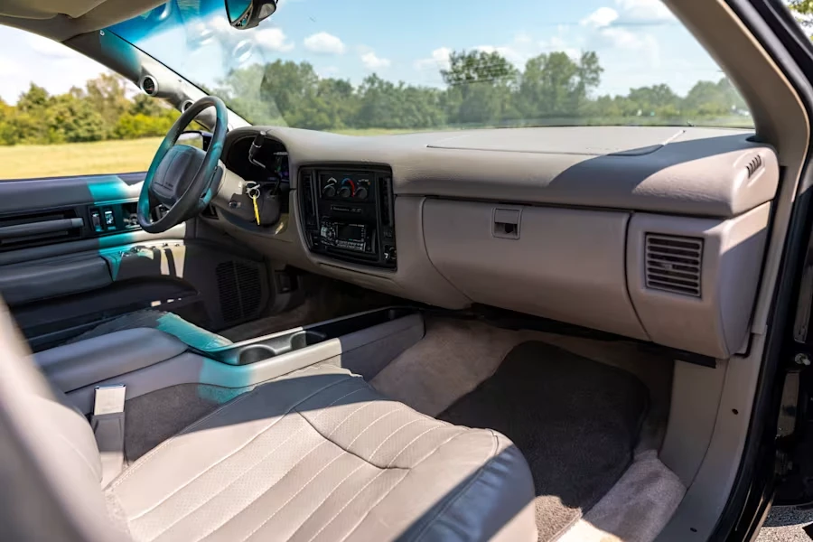 1995 Chevrolet Impala 7th Gen - Image 18 of 28