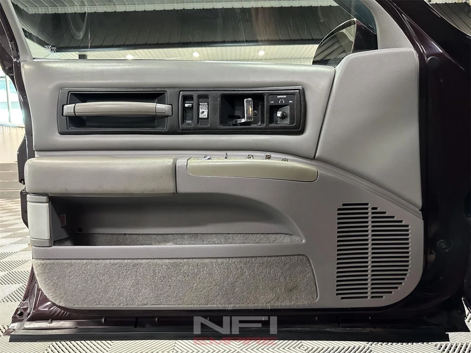 1995 Chevrolet Impala 7th Gen - Image 28 of 31