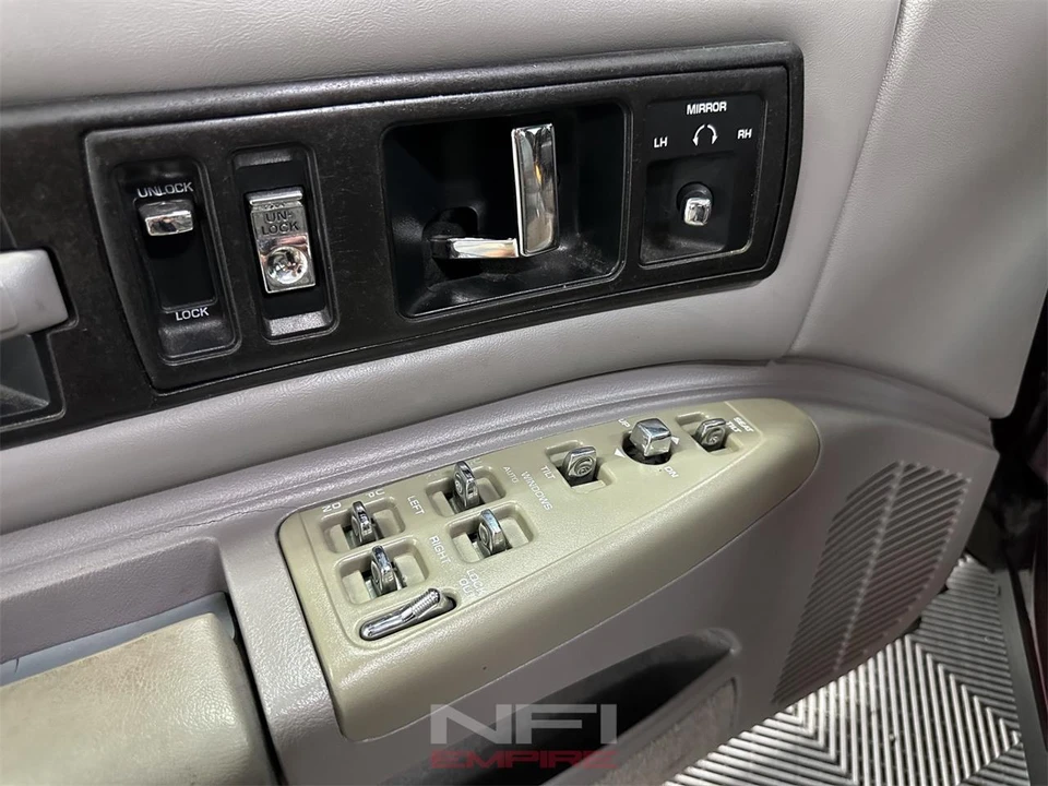 1995 Chevrolet Impala 7th Gen - Image 30 of 31