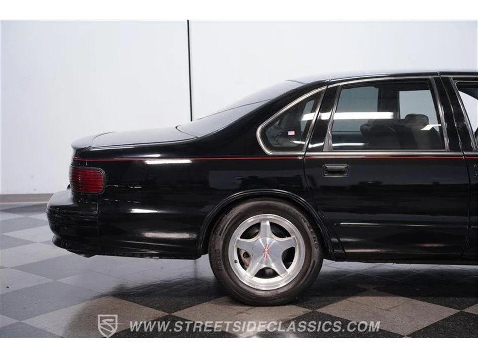 1995 Chevrolet Impala 7th Gen - Image 24 of 31