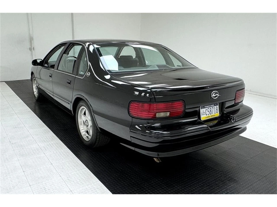 1995 Chevrolet Impala 7th Gen - Image 3 of 31