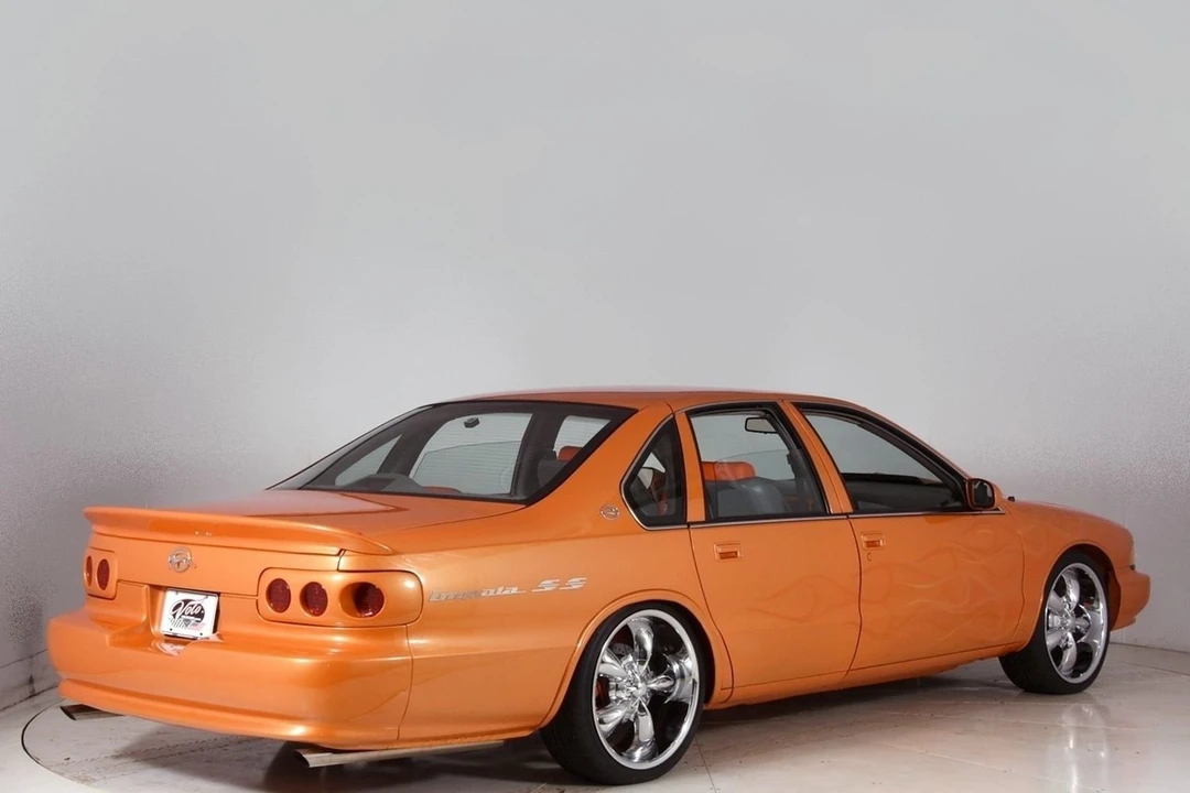 1995 Chevrolet Impala 7th Gen - Image 2 of 31