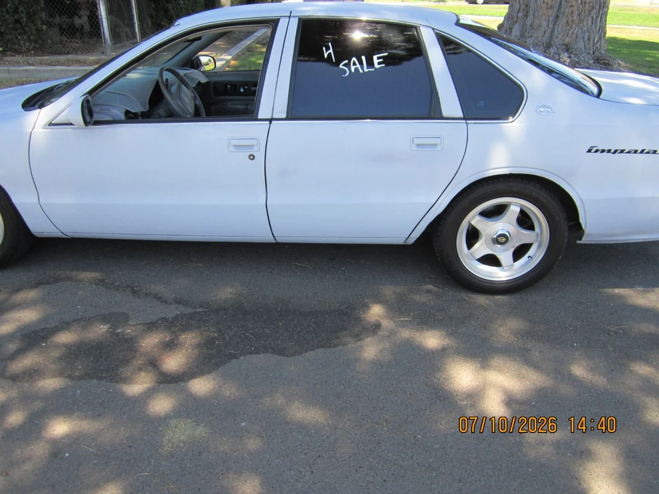 1995 Chevrolet Impala 7th Gen - Image 2 of 16