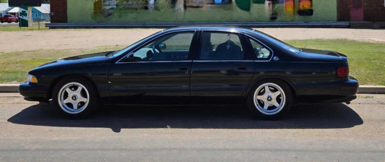 1995 Chevrolet Impala 8th Gen - Image 2 of 21