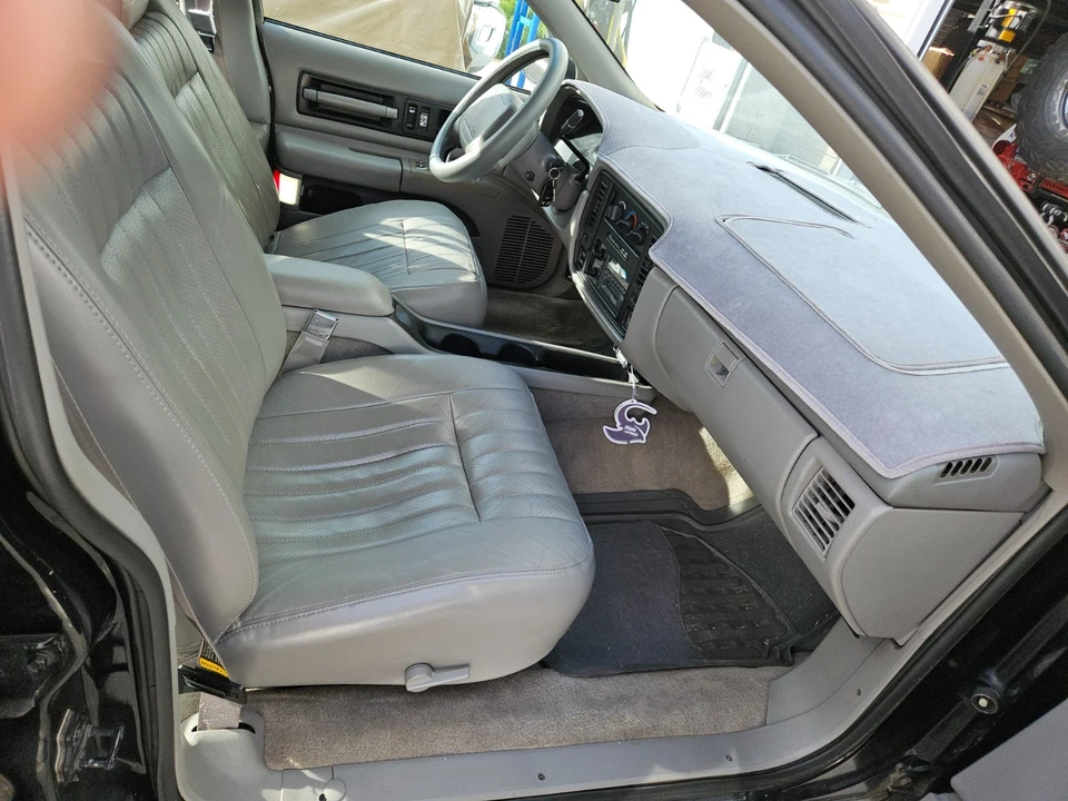 1995 Chevrolet Impala 8th Gen - Image 17 of 21