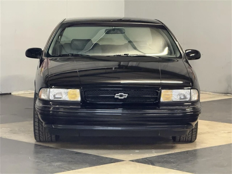 1995 Chevrolet Impala 7th Gen - Image 3 of 31
