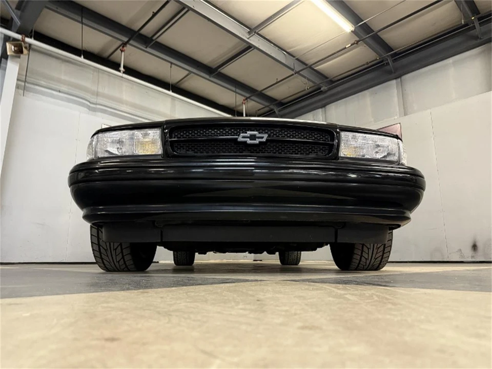 1995 Chevrolet Impala 7th Gen - Image 7 of 31